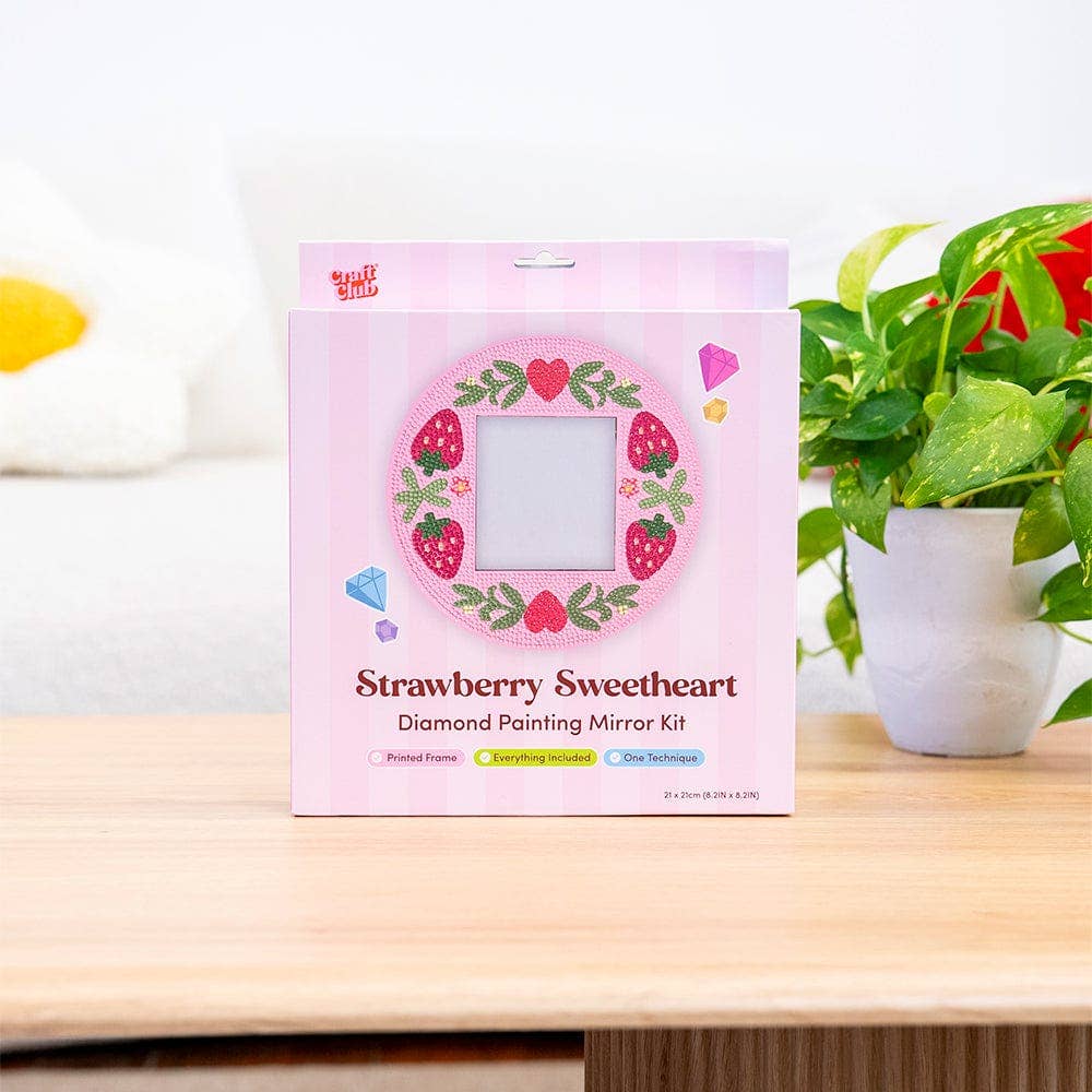 Strawberry Sweetheart - Diamond Painting Mirror Frame Kit