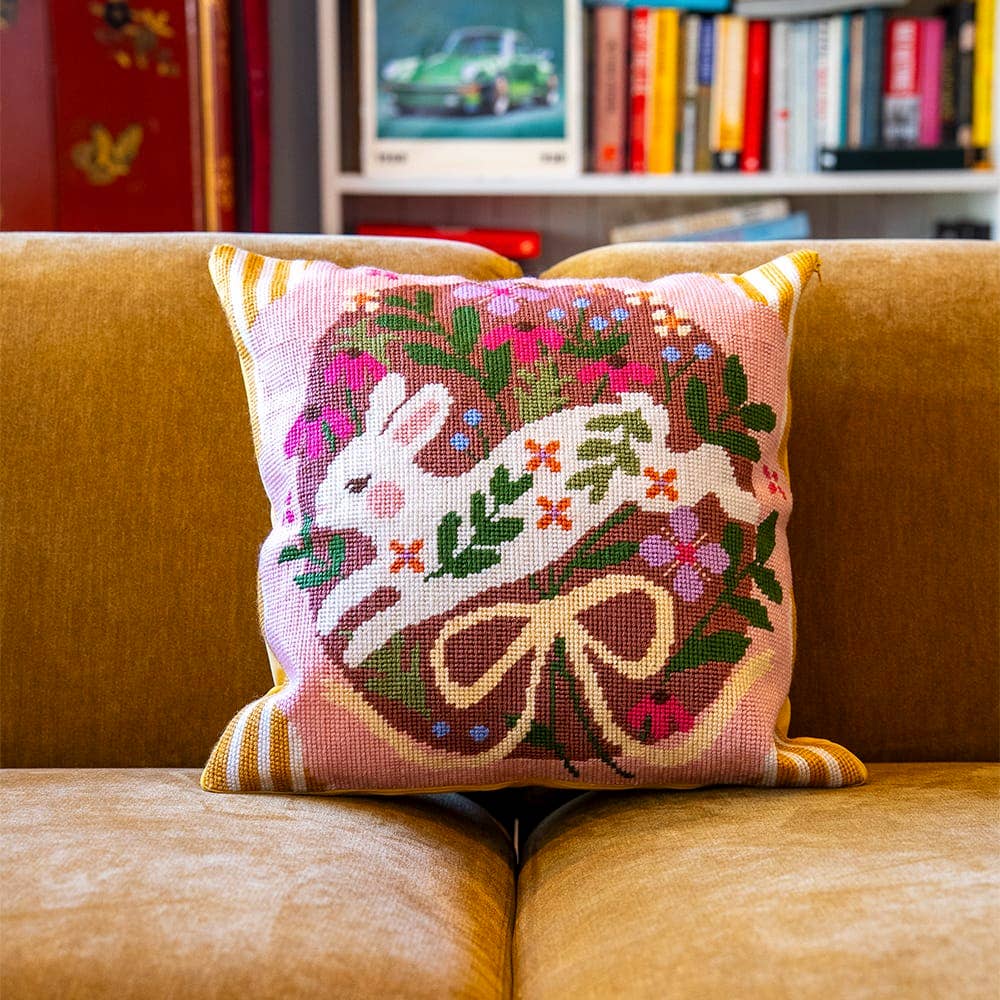 BOUNDING BUNNY - Tapestry Needlepoint Cushion Kit