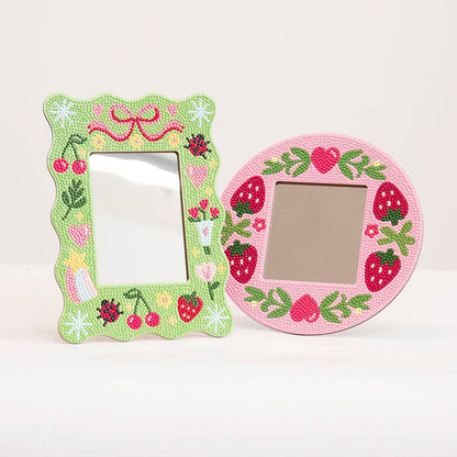 Tiny Treasures - Diamond Painting Mirror Frame Kit