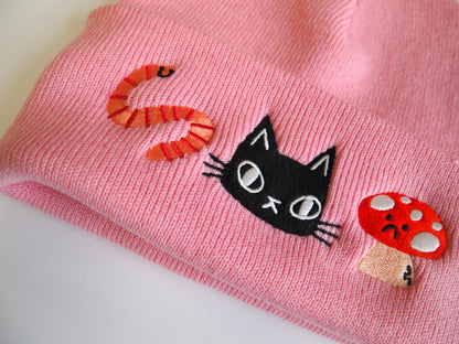 68de2f7800ddcb1087155c2d_beanie-wormpink-6_1764773220077.jpg