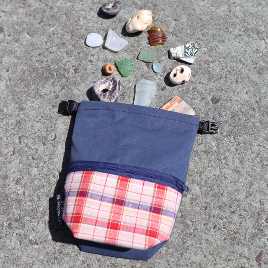 68de2f7800ddcb1087155c2d_collector-s-pouch-3_1780676208442.png
