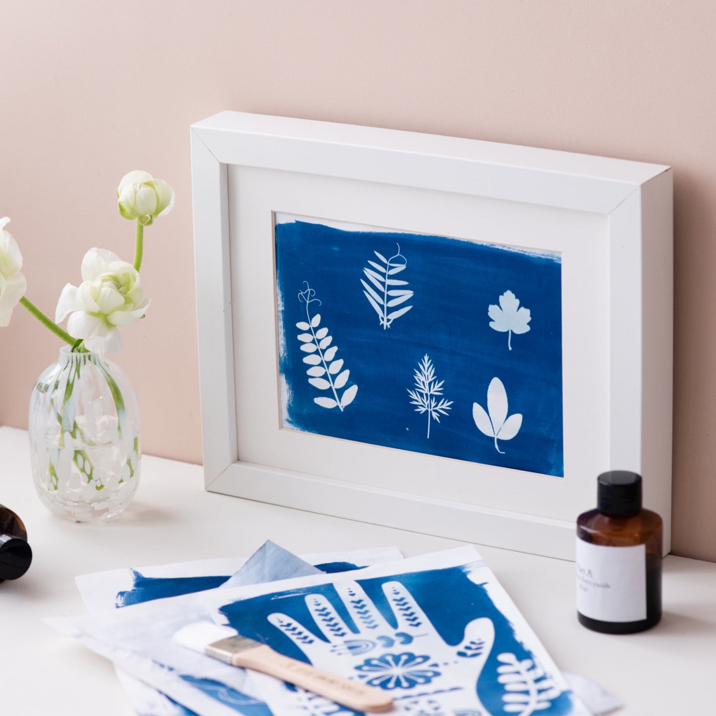 68de2f7800ddcb1087155c2d_mypapercutforest-cyanotype-diy-craft-kit_1763031794729.jpg