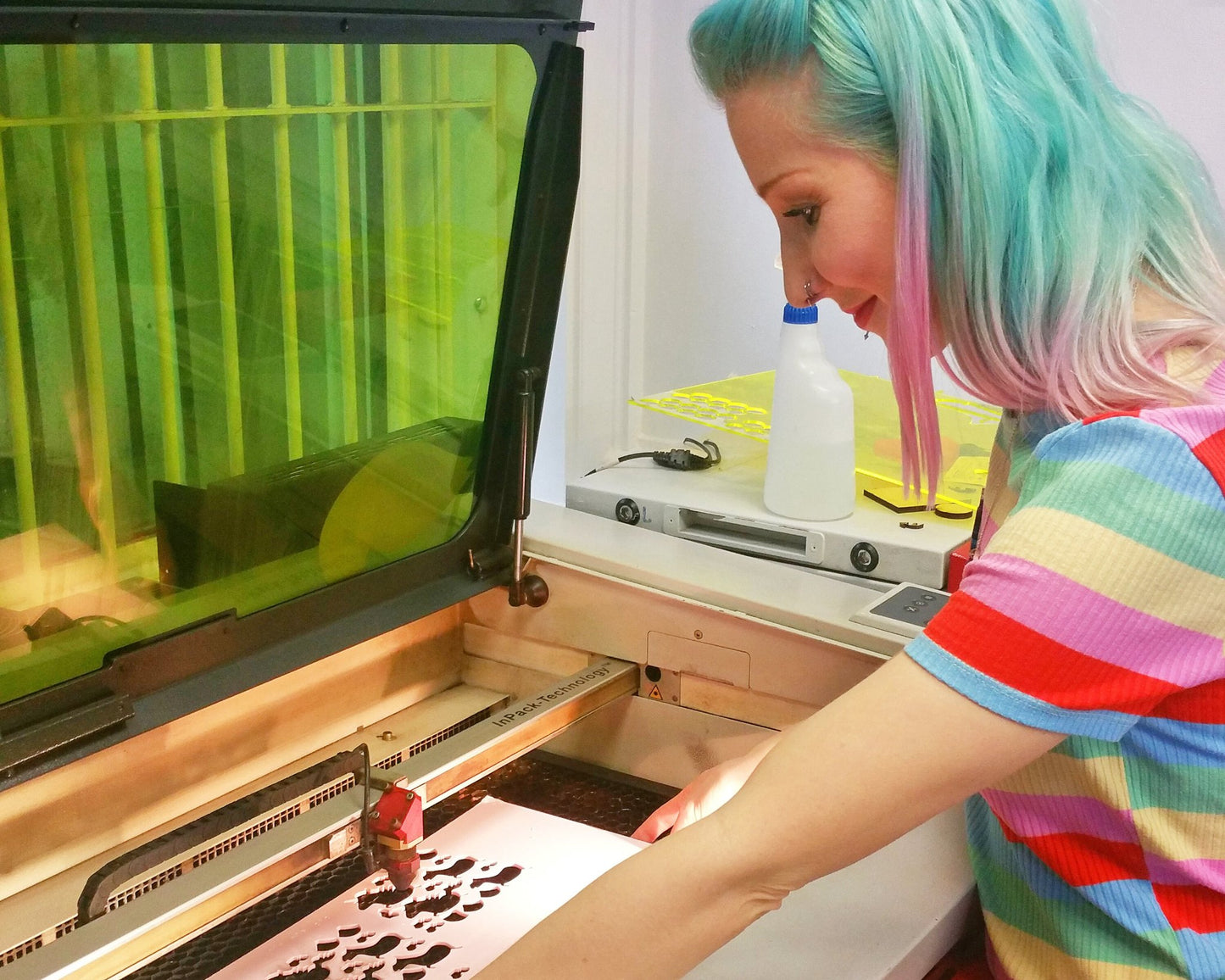 68de2f7800ddcb1087155c2d_sarah-from-ey-up-chuck-laser-cutting-in-the-workshop_1773573784456.jpg