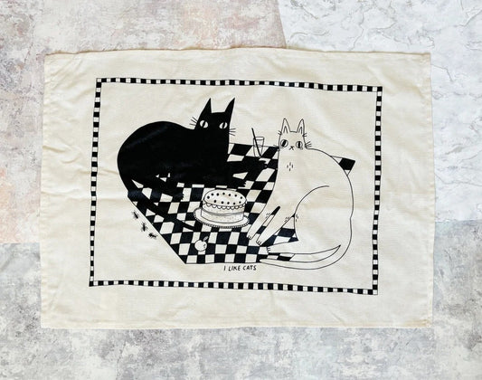 68de2f7800ddcb1087155c2d_teatowel-picnic1_1761925004741.jpg
