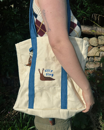 silly slug tote bag