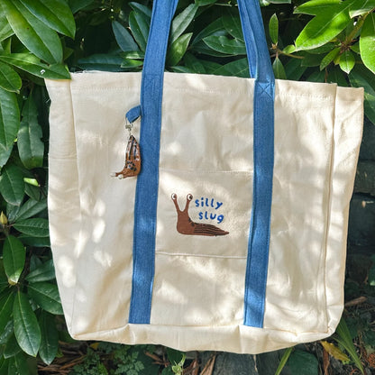 silly slug tote bag