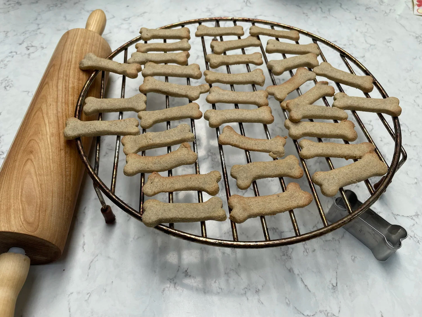 Make-Your-Own Dog Treats: Tasty Cheese & Super Seaweed Biscuits with Cookie Cutter!